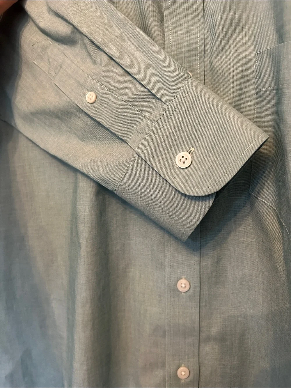 J. Crew Men's Light Sage Green Long-Sleeve Button-Up Shirt
